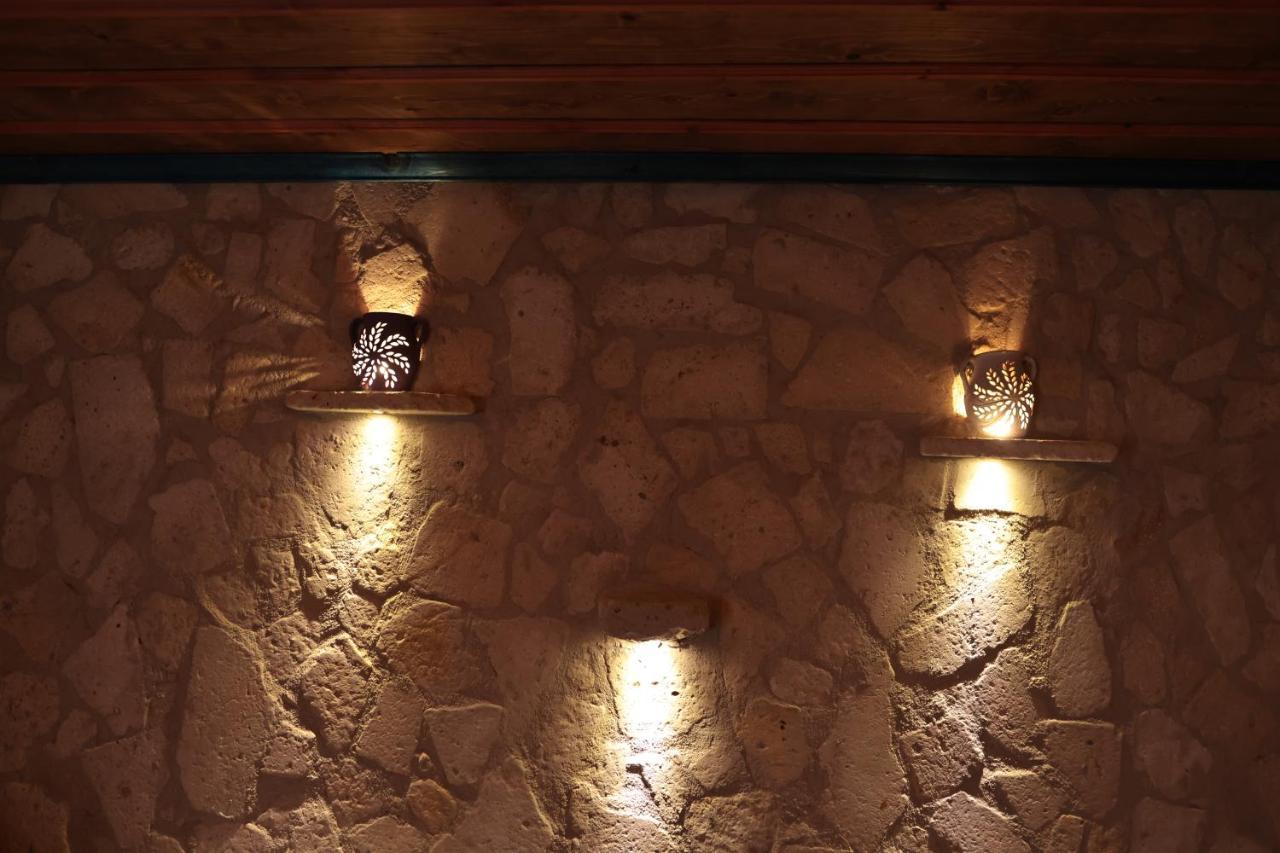 Stone Owl Otel & Restaurant Uchisar Exterior photo