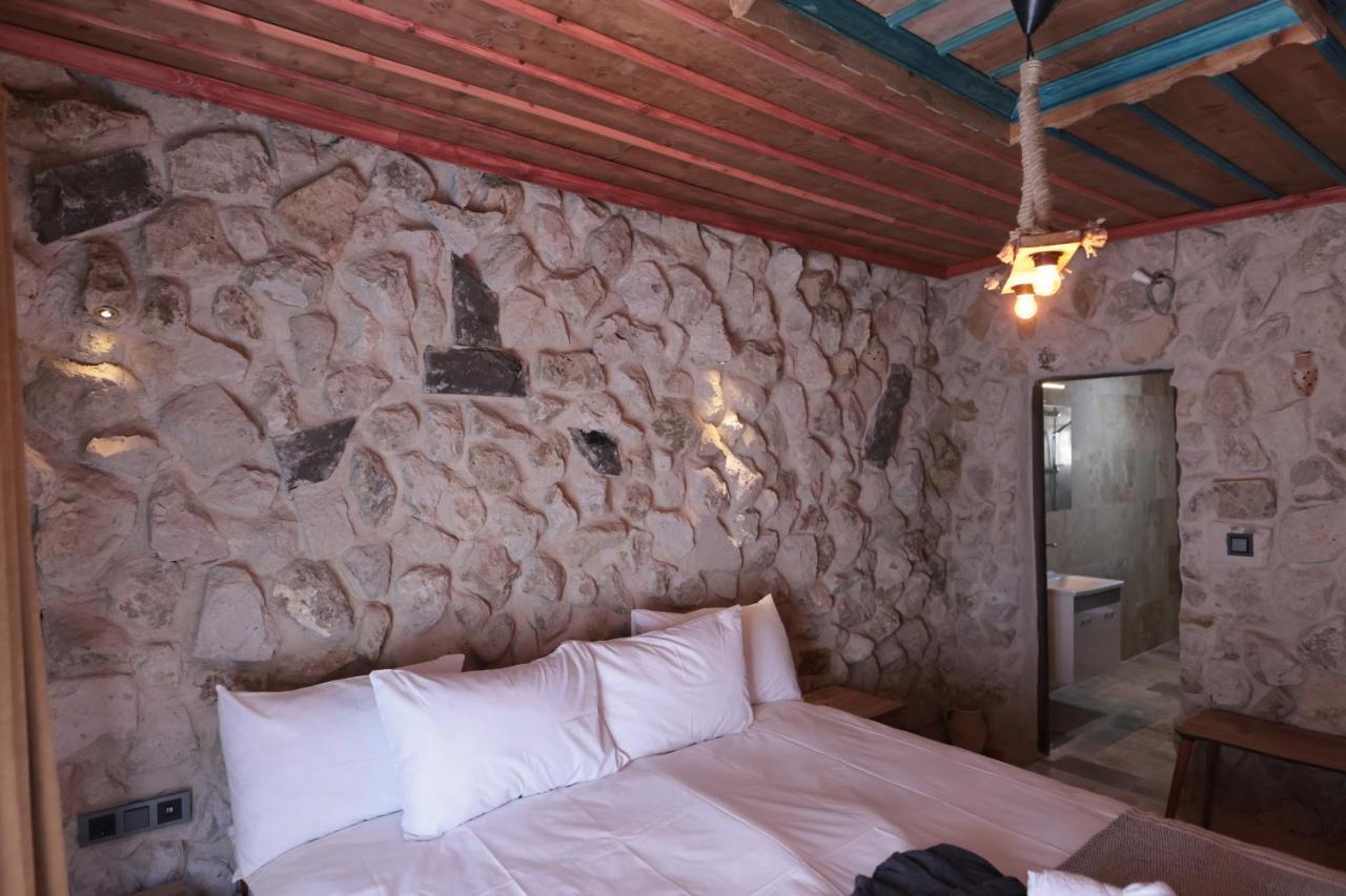 Stone Owl Otel & Restaurant Uchisar Exterior photo