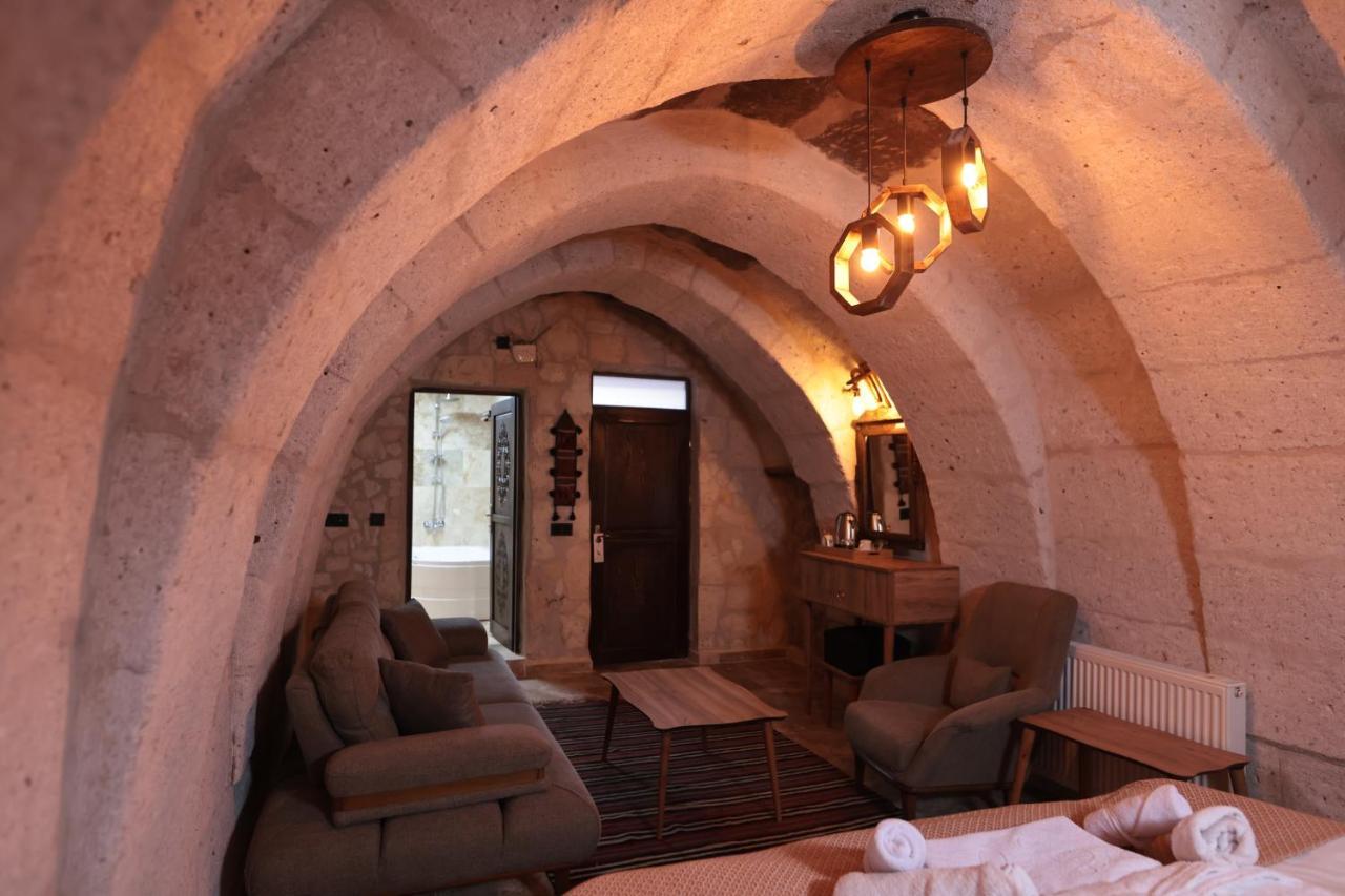 Stone Owl Otel & Restaurant Uchisar Exterior photo